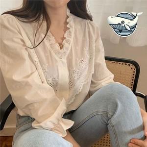 [오노마] ONM 프릴넥 펀칭 화이트 셔츠 봄 캐주얼 스타일
