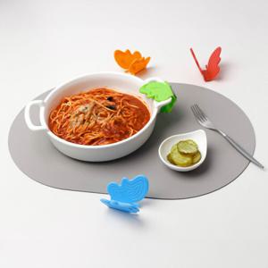 주방 냄비 나비 자석 실리콘 손잡이 2P 세트/핸들커버/뚝배기/미끄럼방지/오븐그릇/장갑/열차단/그릇/커버