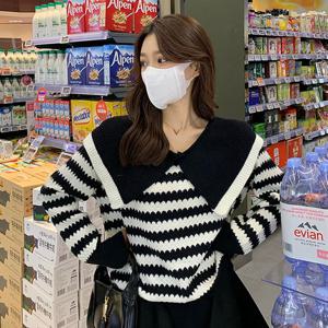 데이데이 힐즈 스트라이프 니트