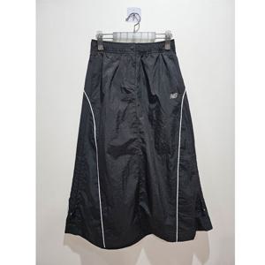 [뉴발란스]뉴발란스 W 트랙 경량 우븐 스커트 NBNWF3W822 BLACK