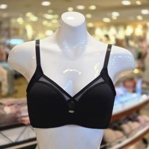 와코루 WBRX105CBK C컵인견 노와이어 몰드브라BK