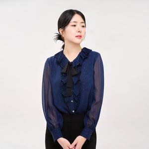 [미니멈](대구신세계)플리츠카라 시스루 블라우스 MYCGWB8100