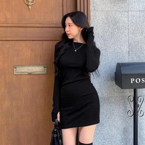 여성 20대 슬림라인 스판 소매워머 미니 원피스