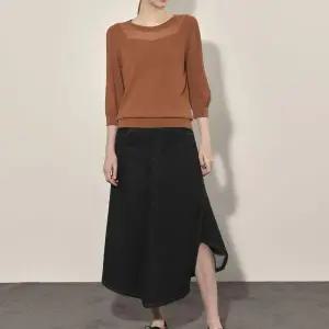 [올리비아로렌] DP01 넥라인 풀오버 칠부니트 VOCBL4F7331 (S39892740)