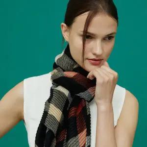 [닥스](강남점)DCSC5F582BK [WOOL100%]블랙 체크 울 플리츠 스카프