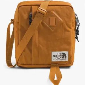 THE NORTH FACE Berkeley 크로스바디 백 | 조절 가능한 스트랩, 방수 마감, 내부 칸막이 및 외부 포켓 NF0A52VT