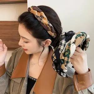 여성 데일리 헤어 패션 꼬임 데일리 예쁜 머리띠