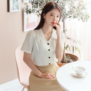 [시크라인] 벤조인 플랫카라 골드 트리밍 버튼 블라우스 빅사이즈/오피스룩/하객룩