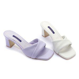[갤러리아] 세라 여성 염소가죽 스퀘어 뮬 샌들힐 TJM22414 컬러 2종 6CM