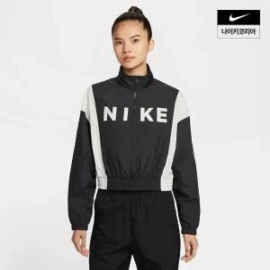 나이키 NSW 여성 우븐 경량 쿼터집 자켓 IH8479010 309427
