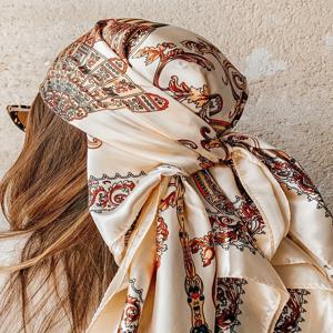 스퀘어 실크 스카프 여성 럭셔리 브랜드 새틴 인쇄 Hijab 스카프 이슬람 Pareo Bandana 여성 목도리 랩 머리띠 Foulard 90*90cm