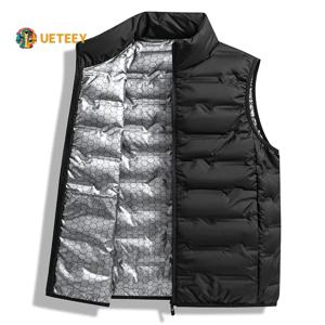 겨울 화이트 다운 조끼 남자 그래 핀 자체 가열 방풍 Pleated 조끼 남자 스탠드 칼라 캐주얼 따뜻한 따뜻한 다운 조끼 남성