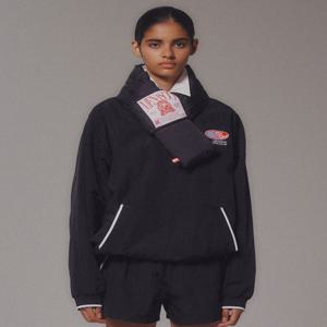 HEARTTRACK VNECK NYLON ANORAK JACKET_BLACK