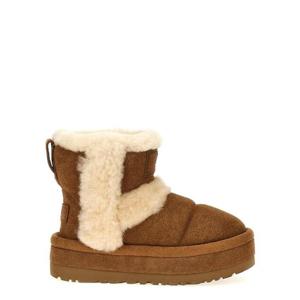 UGG 39클래식 칠라피크39 앵클 부츠 1144046CHE
