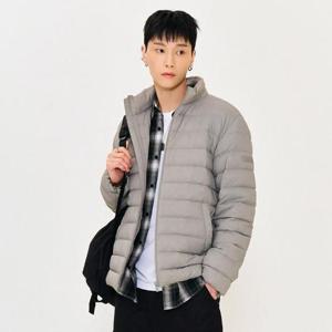 체이스컬트 HC09 남성 라이트  하이넥 점퍼 EFRK4711C0X