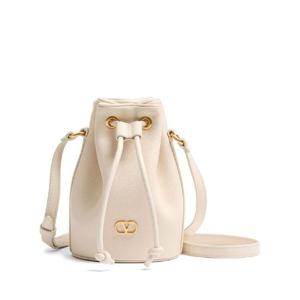 발렌티노 가라바니   크로스백 FW25 WP0AJ2SNPI16 6008402 Ivory