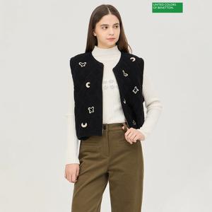 [베네통] 컬러 자수 퀼팅 니트 베스트 BAKVA2561