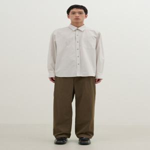 Model 012: CT Peach Semi Wide Fit Pants (Dark Brown)