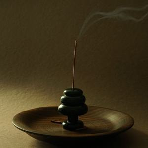 Triooo Incense Holder (2 Color)