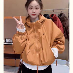TEMU 여성용 캐주얼 오렌지 후드 재킷 - 스타일리시한 드로스트링과 편지 디테일, 가을과 겨울에 완벽한 주머니가 있는 지퍼 업 봄버 재킷, 캐주얼 겨울 의류 | 편지 디테일 재킷 | 지퍼 재킷