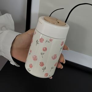 TEMU 8.79oz 레드 로즈 미니 보온 스테인리스 텀블러 - 음료를 몇 시간 동안 뜨겁거나 차갑게 유지, 휴대용 확장 가능한 캐리 스트랩, 여행, 체육관, 야외 활동 및 독특한 선물 아이디어에 완벽