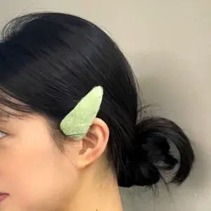 왕똑딱핀 밍크 퍼 삼각 머리핀 믹스컬러 헤어 핀 머리 장식핀
