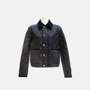 (버버리) 크롭 퀼팅 재킷 (8105097)