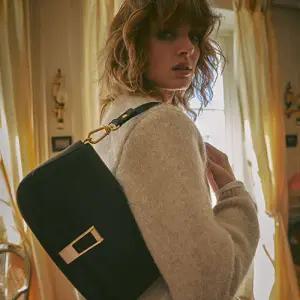 [롯데백화점]조이그라이슨 다이애나 숄더백 LW1SA3910_10