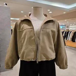 [에이지도르] ALFIAUJ270 라인 스웨이드 자켓