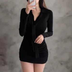 [신세계라이브쇼핑][옷자락] 여성 단색 슬림핏 오픈 카라 셔링 미니 드레스
