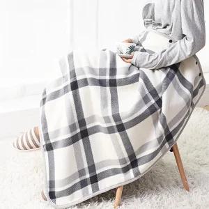 고정버튼 망토 겸 보온 무릎담요 다용도이불 방한용품