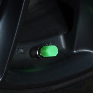 타이어 야광 밸브캡 자동차 오토바이 자전거 공기주입구 마개 휠 뚜껑 고무링 고무마개 커버 야간 호환 튜