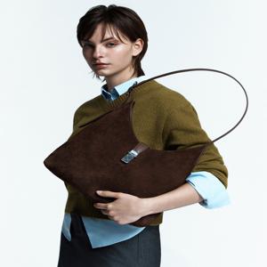 액세서리 [[26SS]] DCBA6E177W3 [CLA] 다크브라운 스웨이드 체크 장식 포인트 숄더백