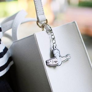 1+1 해피아워 액막이명태 키링 행운의 열쇠고리 가방 액세서리 소품 재물과 축복 장수 한개사면 두개배송