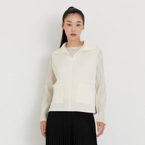 [플리츠미(여성)]트임 카라 포켓 니트 베스트_PPVTW024001