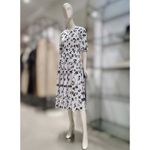 [SI][SI] SI밴딩 잔꽃패턴 레이온 원피스SIOAE25400 (P003624709
