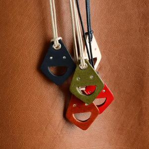 수제 두겹 통가죽 목걸이 선글라스 홀더/안경줄 걸이