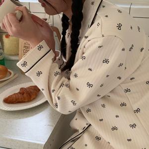 겨울 수면 리본 퀄팅 누빔 여성 잠옷 파자마세트