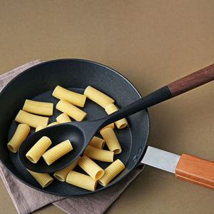 루노아 실리콘 볶음 주걱 요리 스푼 우드 핸들 조리 도구 이지실리