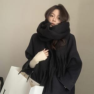 TEMU 여성 플러시 태슬 롱 스카프 - 두꺼운 방풍 보온 세탁기 사용 가능 우아한 코트, 블랙 단색 겨울 패션 스카프, 부드러운 질감, 플리스 안감 디자인
