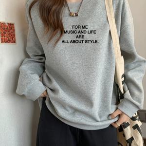 TEMU 여성용 Y2K/2000s 빈티지 스웨트셔츠 - 베이지 크루넥 풀오버, 루즈핏 긴팔 탑, 일상 및 정장용 - 논스트레치 캐주얼 시크 스웨터, 귀여운 스웨터, 겨울 의류, 편안한 핏, 부드러운 질감, 스타일리시 블라우스, 스트리트웨어 스타일, 통기성 소재, 풀오버 블라우스, 패션 애호가