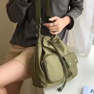 [아도라하우스]어반백 여성크로스백 버킷백URB_W663