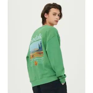 [매장] 코닥 KODAK 씨너리 그래픽 맨투맨 GREEN K5123LFS11