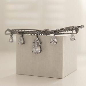 [제이로렌] 펜타 물방울큐빅 댕글 반묶음 헤어핀 H0772