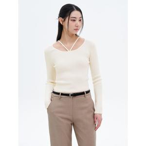 [에잇세컨즈] 리브드 네크 스트랩 풀오버  아이보리 (325251LY20)