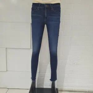 [리바이스] 18881-0439여성스키니진ㅊ청바지 (41029495)