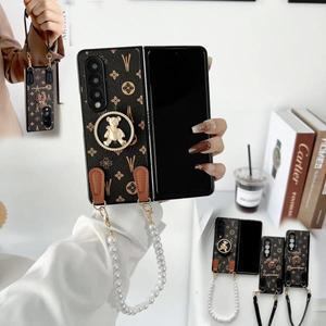 한국 명품 패션 곰돌이 홀더 골드 가죽 폰 케이스 삼성 갤럭시 Z 폴드 7 6 5 4 펄 팔찌 체인 보호 커버