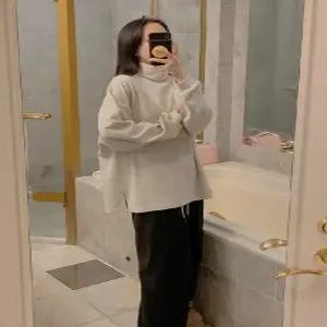 MADE 힙커버 피치기모 트임 오버핏 목폴라 (3color)