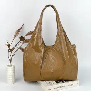 브랜드백 여성 폴리 숄더백 큰가방 겨울가방 가을가방 천가방 골덴가방 보부상가방