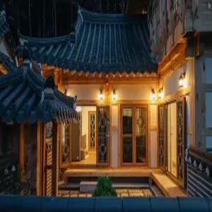 [경북 펜션] 경주 휴영지 한옥 풀빌라 (경주(보문단지,황리단길,불국사,양남,감포,안강))